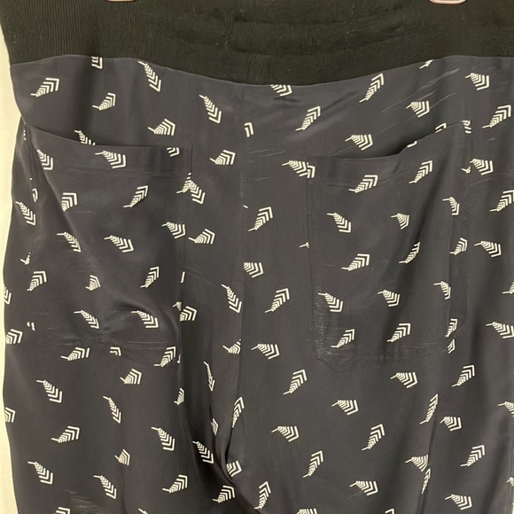 Boy by Band of Outsiders silk joggers - Picture 6 of 10